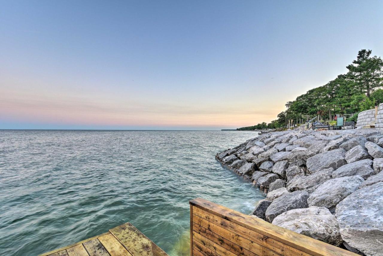 East Tawas Cabin With Lake Huron Access And Views Exterior photo